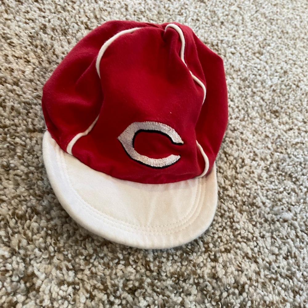 Cincinnati Reds Baby Hat